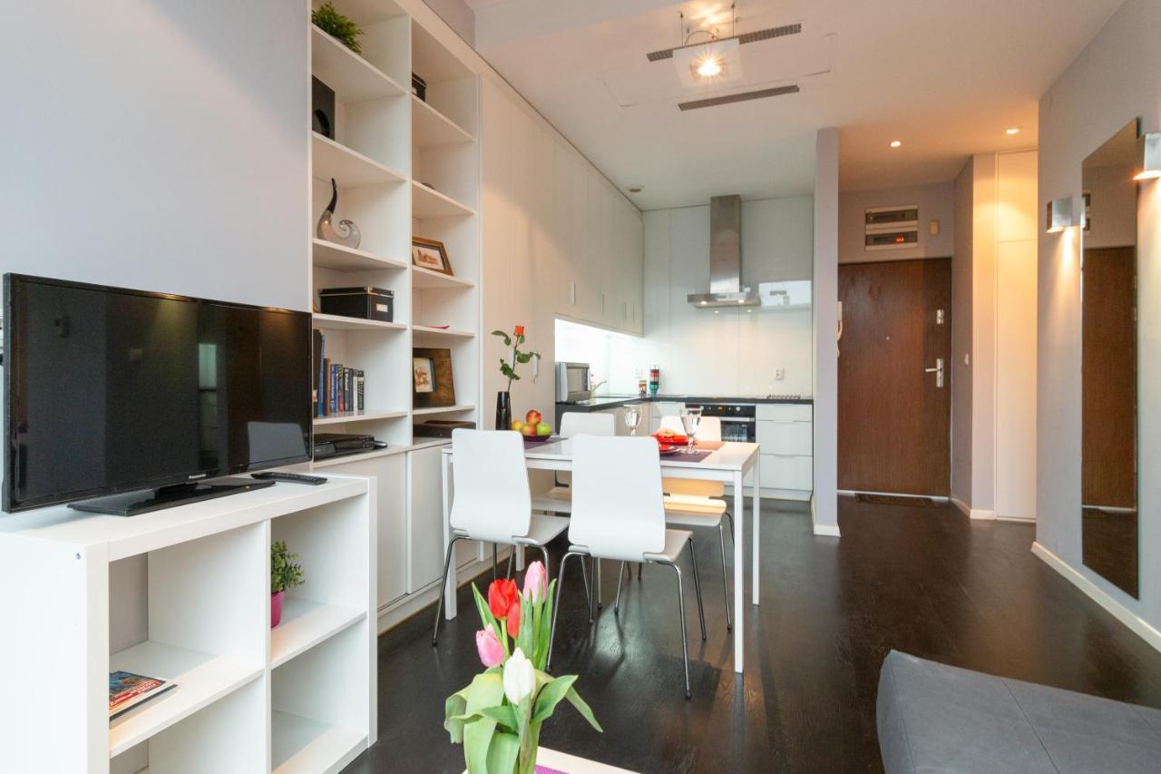 Secret Charm Fully Equipped Apt With Balcony Краков Экстерьер фото